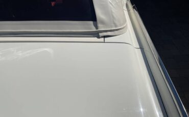 Lincoln-Continental-1965-white-6