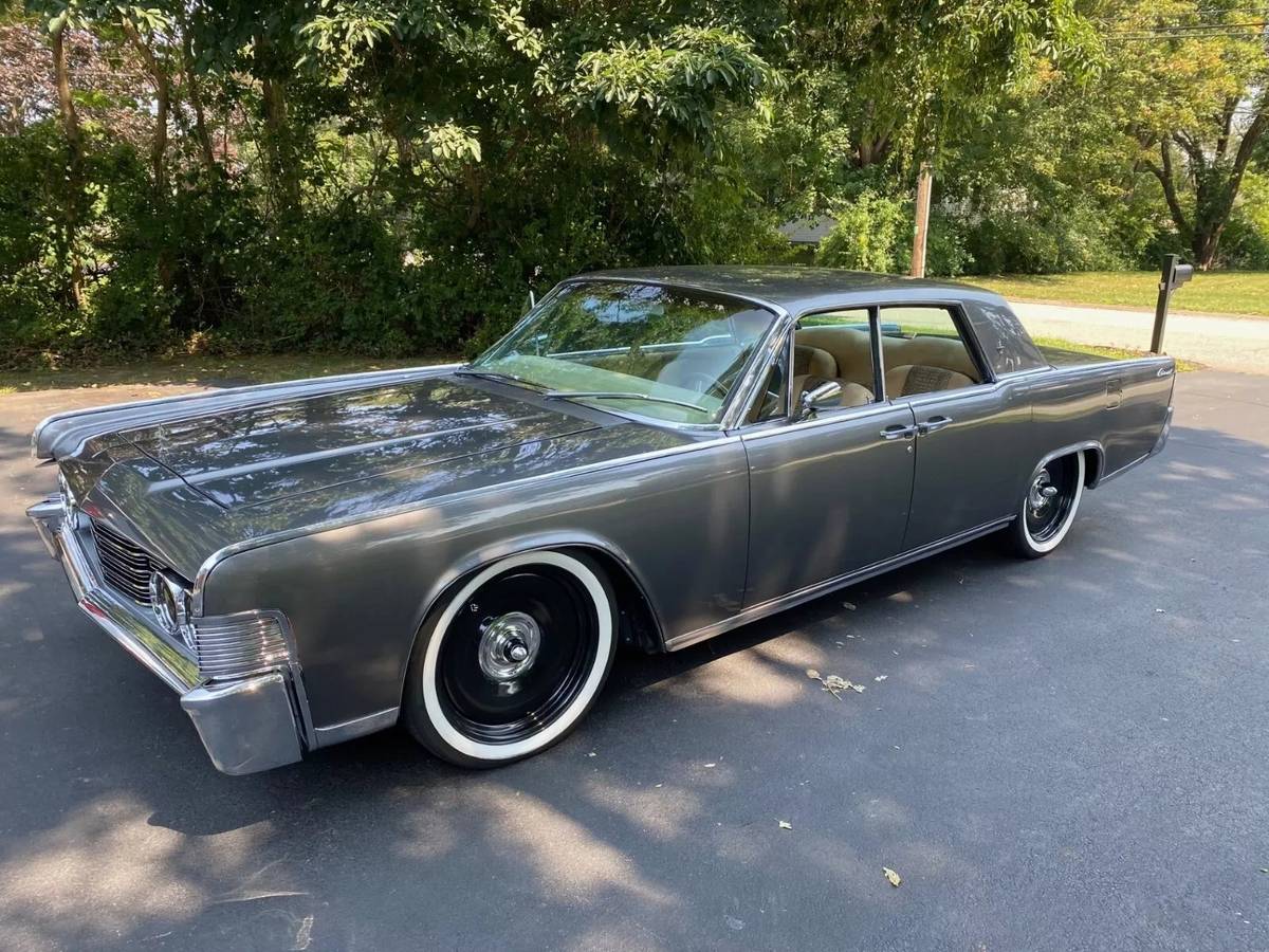 Lincoln Continental  1965