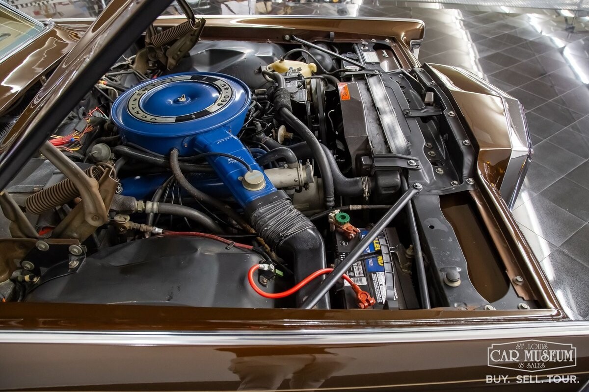 Lincoln-Continental-1971-Coupe-26
