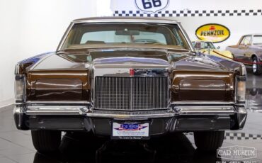 Lincoln-Continental-1971-Coupe-3