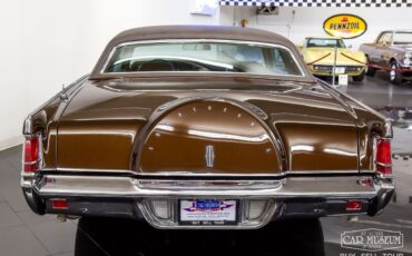 Lincoln-Continental-1971-Coupe-6