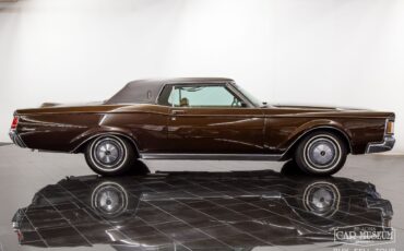 Lincoln-Continental-1971-Coupe-7