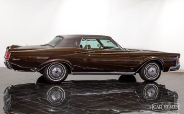 Lincoln-Continental-1971-Coupe-8