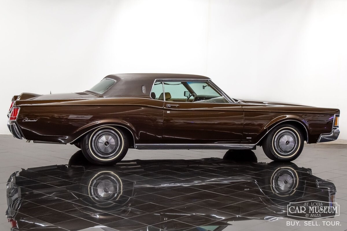 Lincoln-Continental-1971-Coupe-8