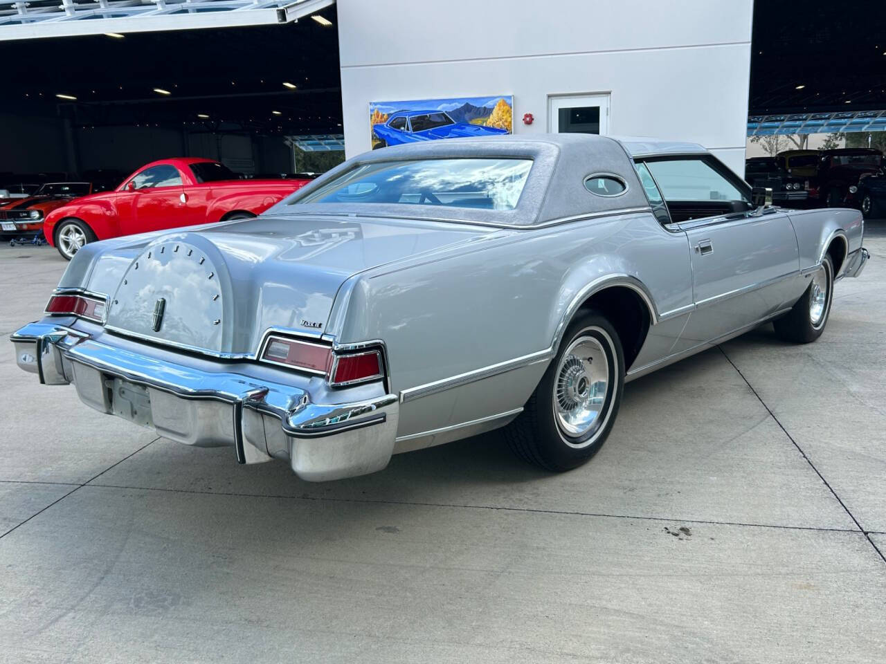 Lincoln-Continental-1975-Convertible-4