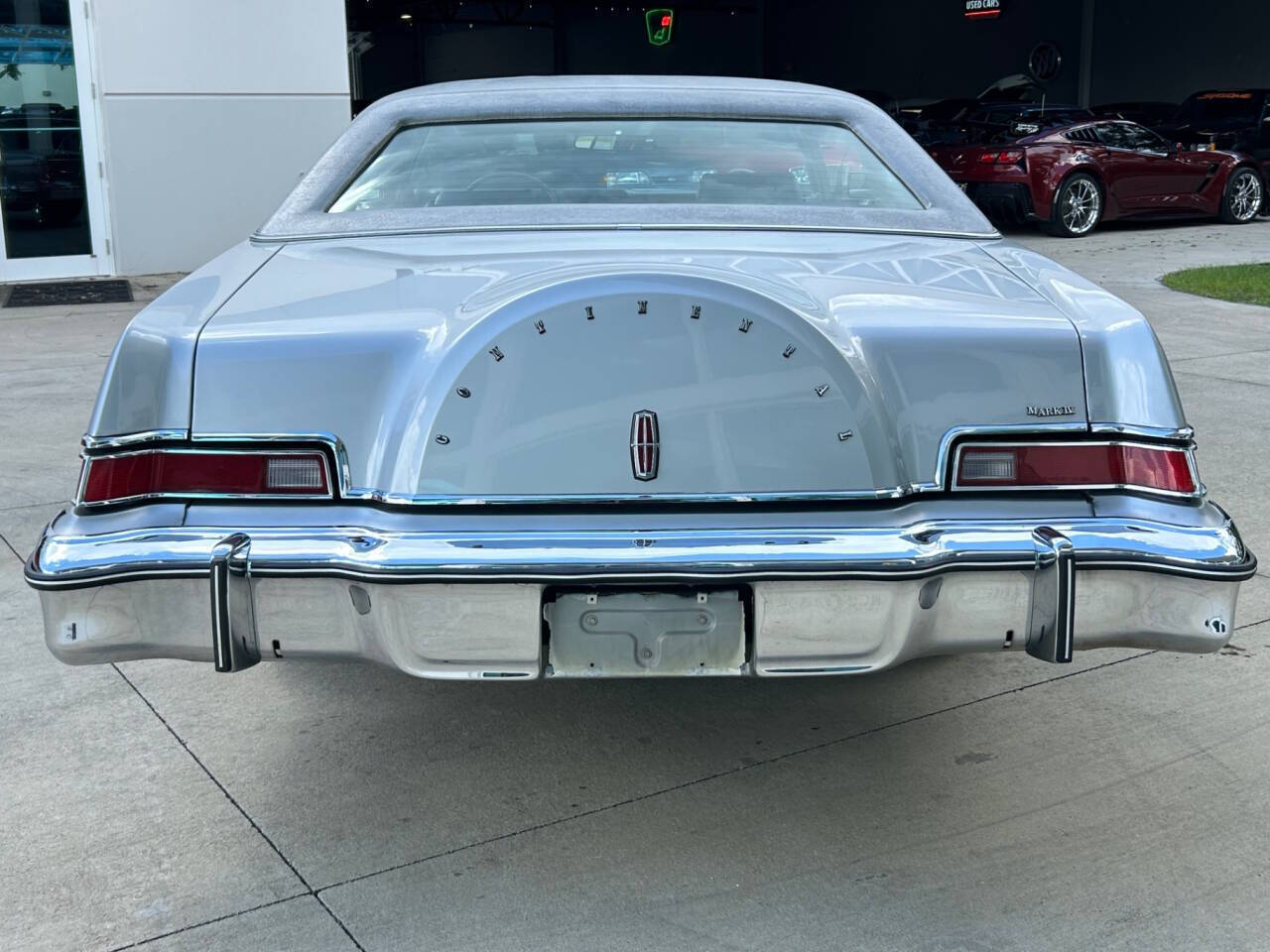 Lincoln-Continental-1975-Convertible-5