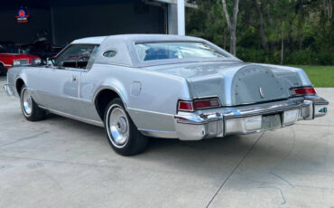 Lincoln-Continental-1975-Convertible-9