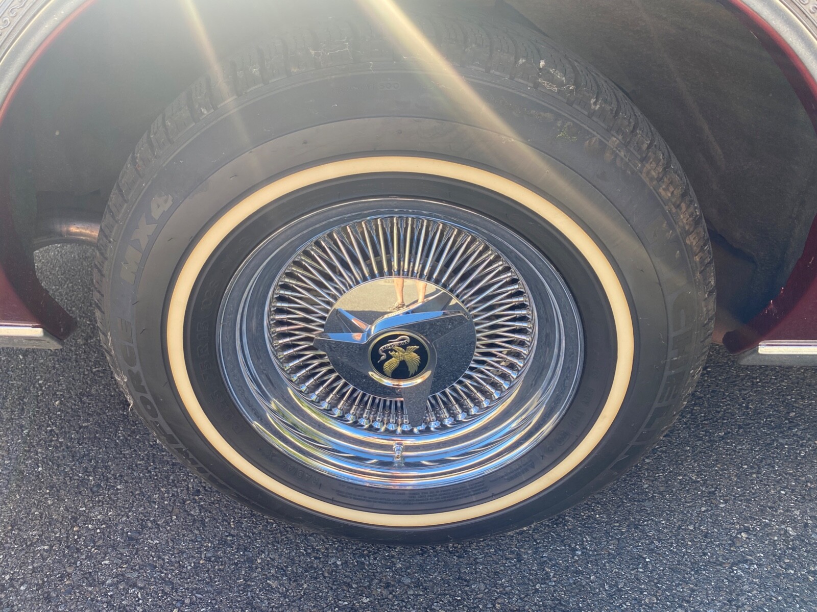 Lincoln-Continental-1976-Coupe-29