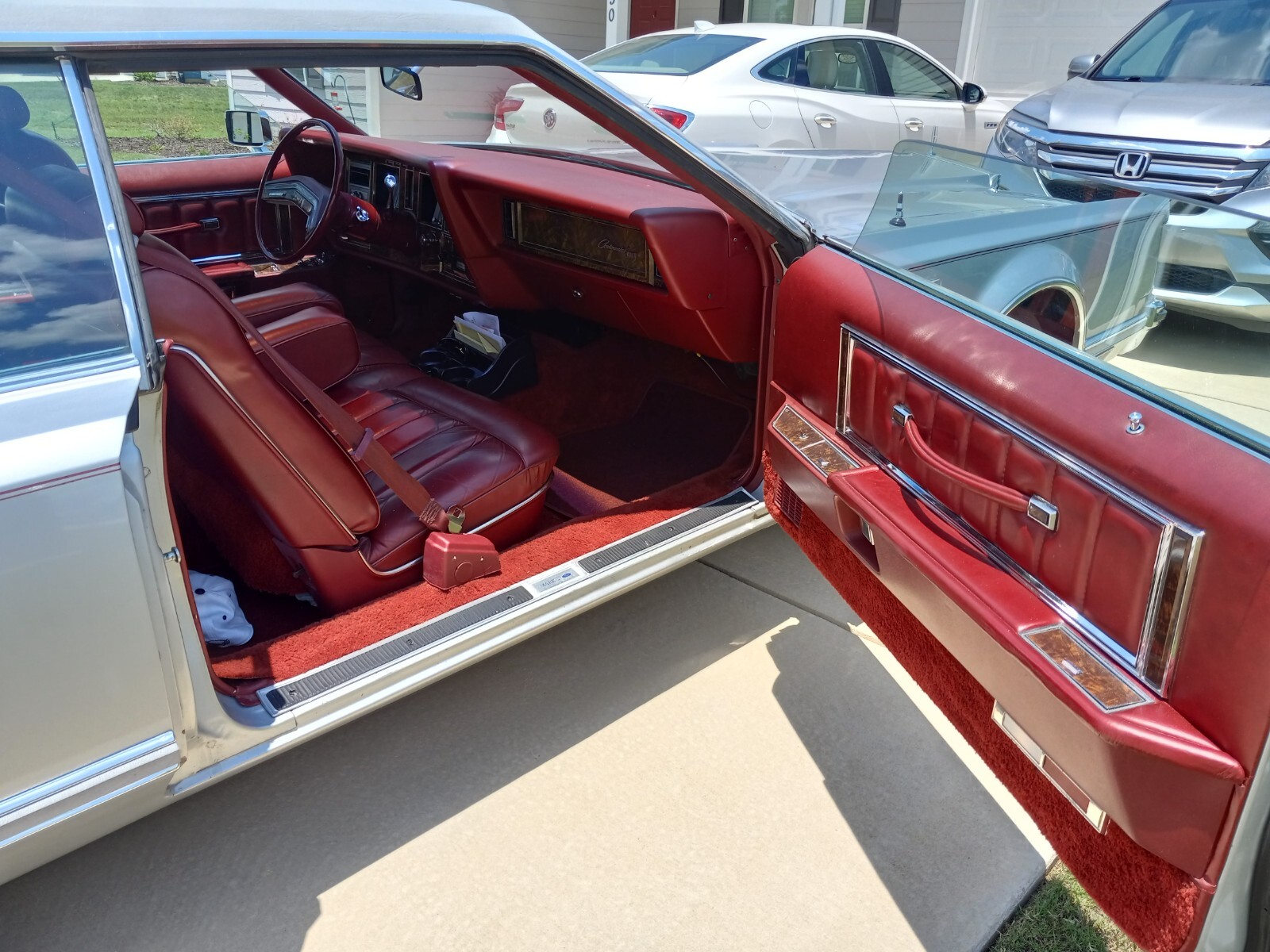 Lincoln-Continental-1977-Coupe-12