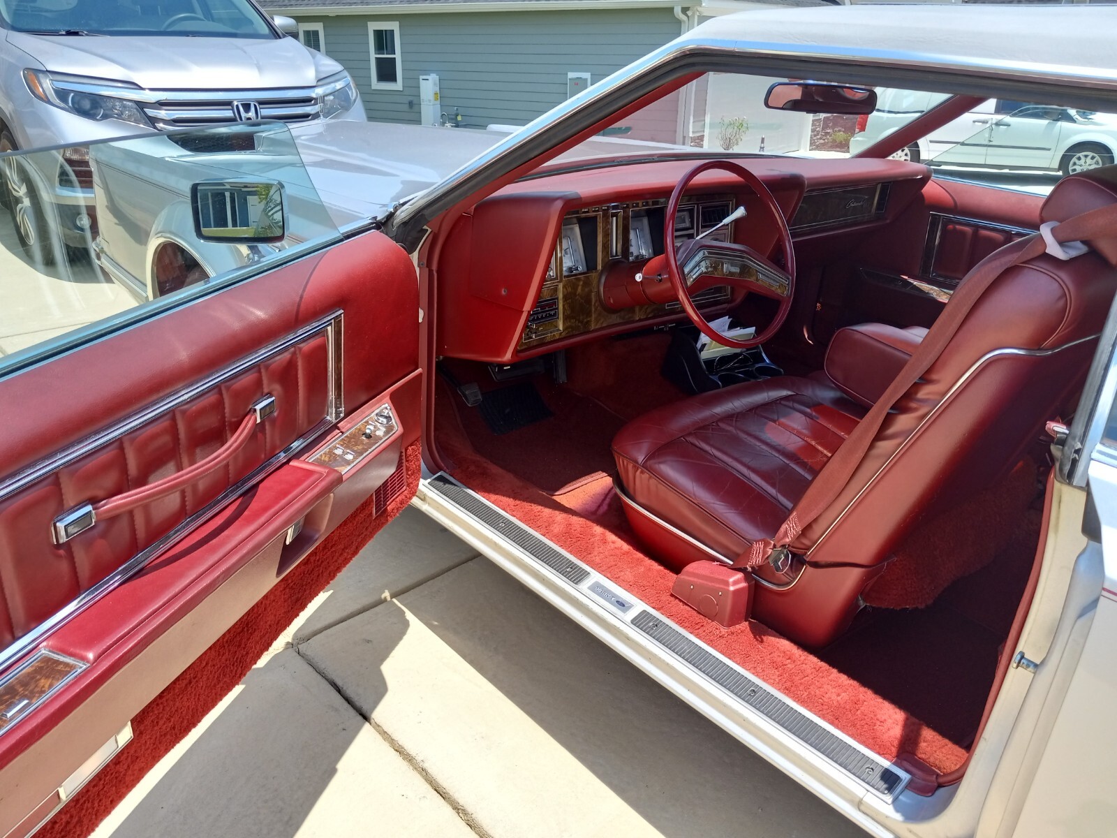 Lincoln-Continental-1977-Coupe-15