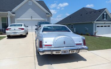 Lincoln-Continental-1977-Coupe-2