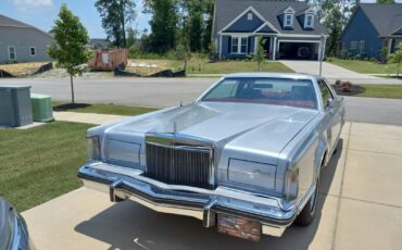 Lincoln-Continental-1977-Coupe-3