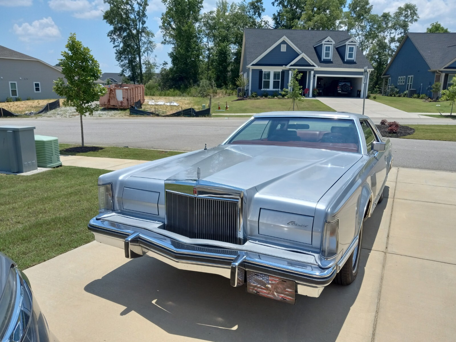 Lincoln-Continental-1977-Coupe-3