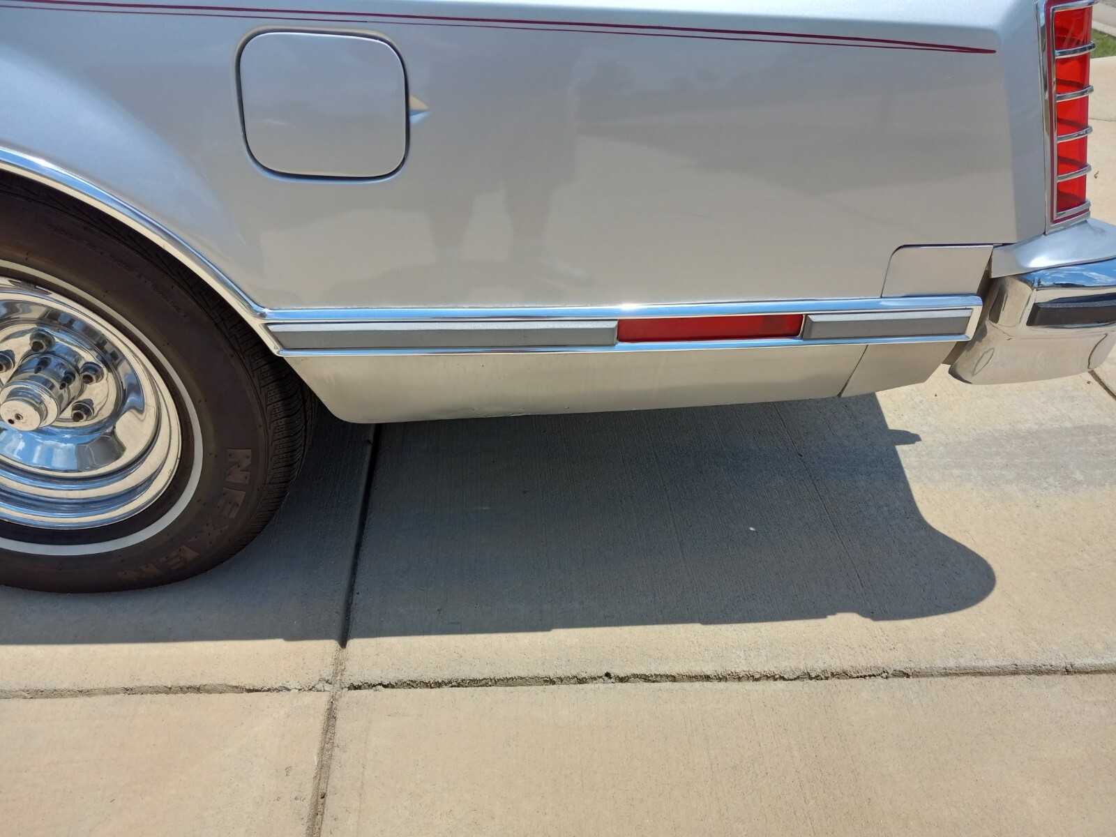 Lincoln-Continental-1977-Coupe-5