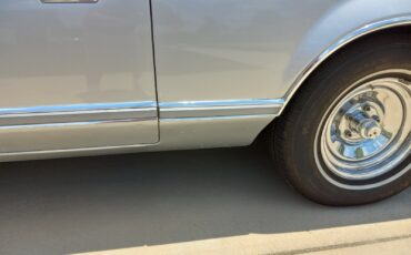 Lincoln-Continental-1977-Coupe-6