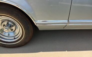 Lincoln-Continental-1977-Coupe-8