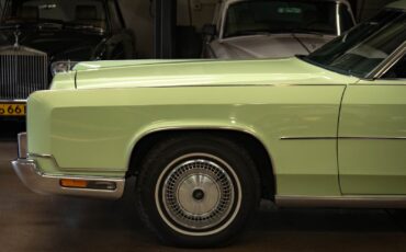 Lincoln-Continental-460-1973-4-Door-Sedan-1