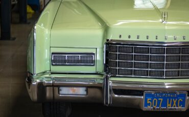 Lincoln-Continental-460-1973-4-Door-Sedan-10