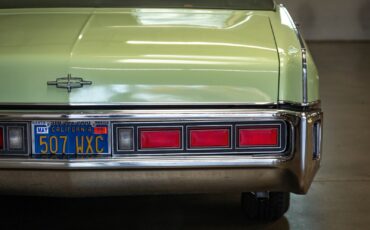 Lincoln-Continental-460-1973-4-Door-Sedan-16
