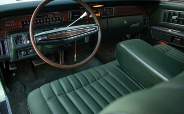 Lincoln-Continental-460-1973-4-Door-Sedan-28