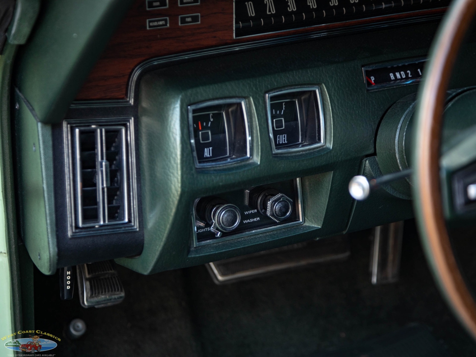 Lincoln-Continental-460-1973-4-Door-Sedan-31