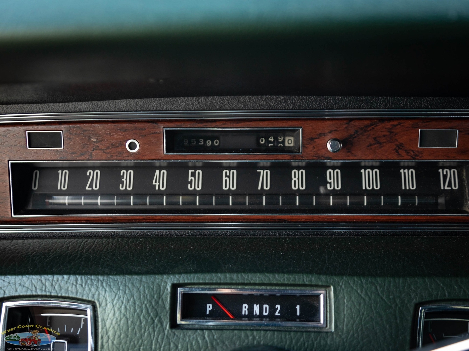 Lincoln-Continental-460-1973-4-Door-Sedan-33
