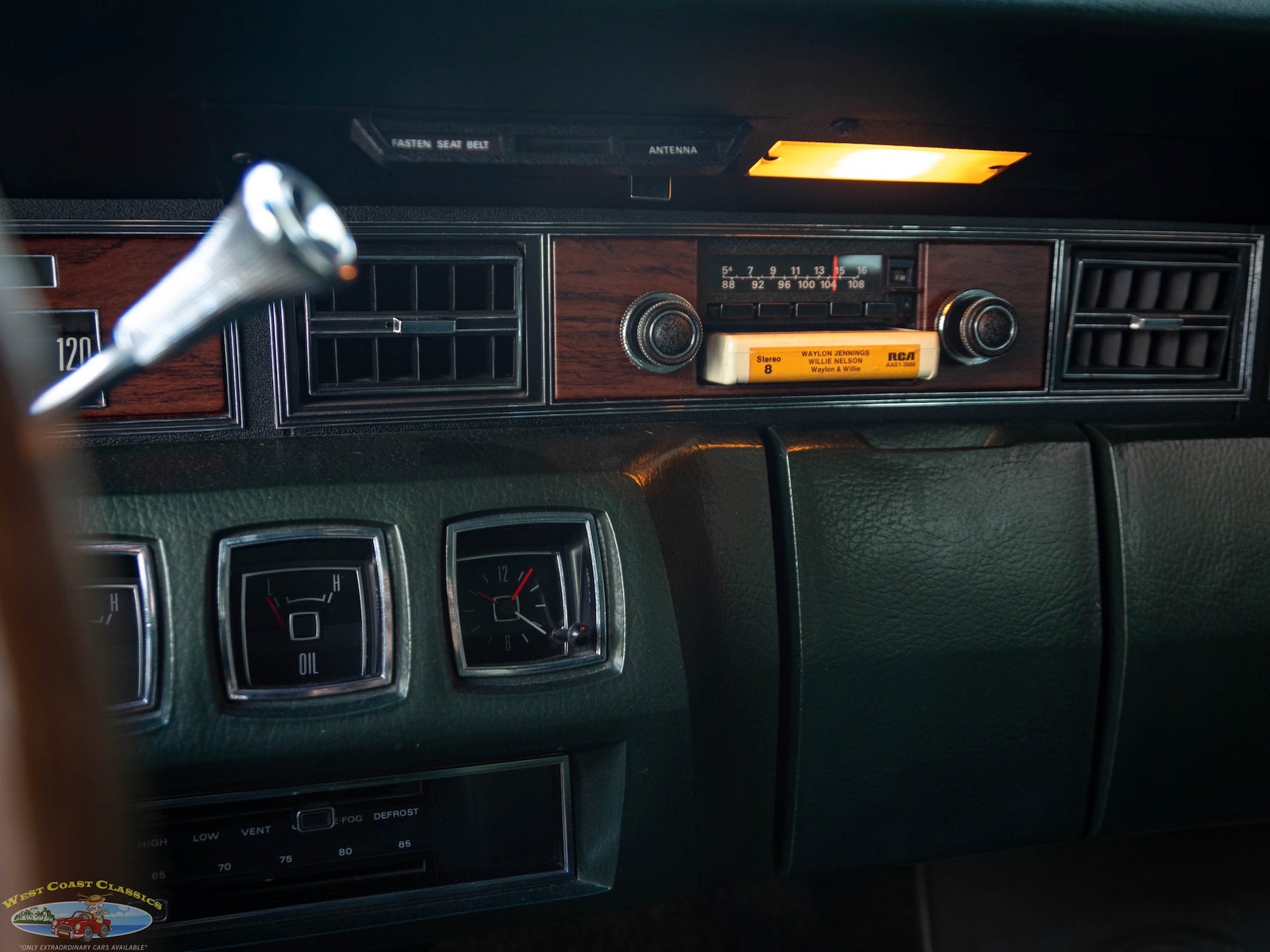 Lincoln-Continental-460-1973-4-Door-Sedan-34