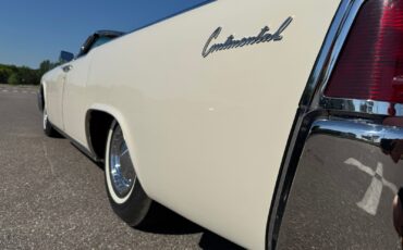 Lincoln-Continental-Convertible-1963-Convertible-30