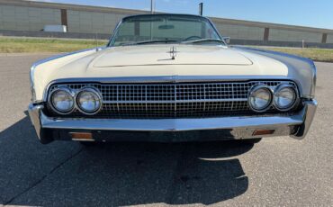 Lincoln-Continental-Convertible-1963-Convertible-8
