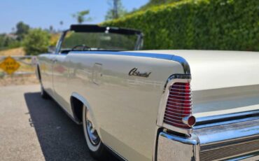 Lincoln-Continental-convertible-1965-white-6