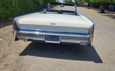 Lincoln-Continental-convertible-1965-white-9