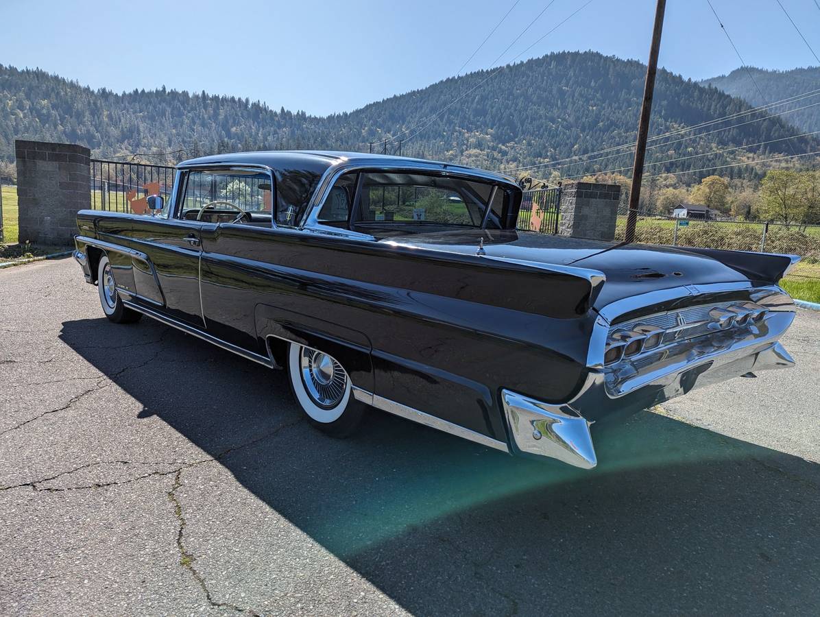 Lincoln-Continental-mark-iv-1959-black-6