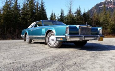 Lincoln-Continental-mark-v-1979-green-1