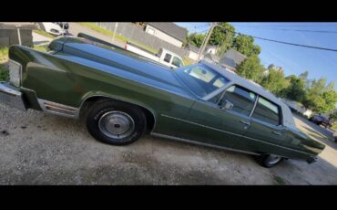 Lincoln-Continental-town-car-1974-green