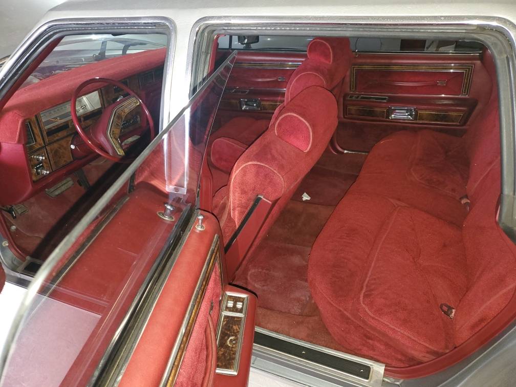 Lincoln-Continental-town-car-1979-blue
