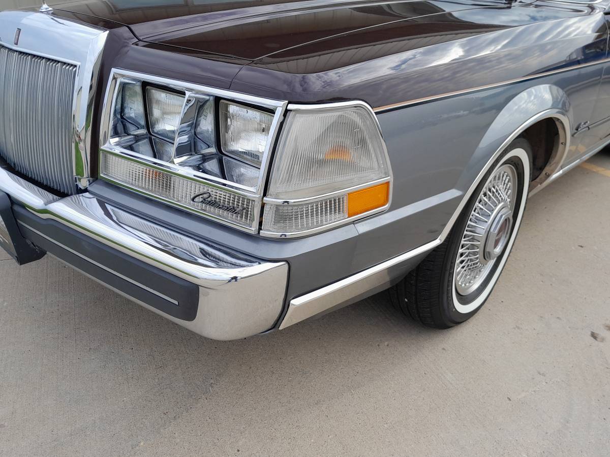 Lincoln-Continental-valentino-1984-18