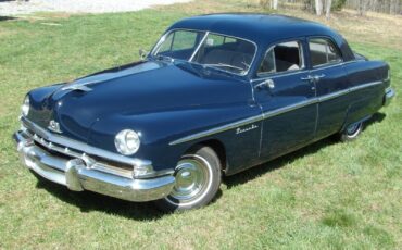 Lincoln-Cosmopolitan-1951-Sedan-11