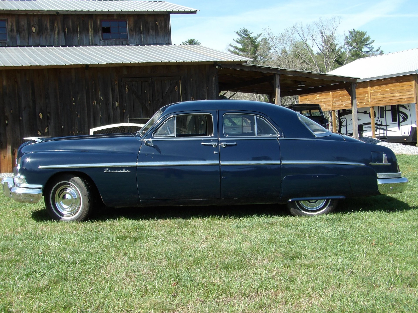 Lincoln-Cosmopolitan-1951-Sedan-12