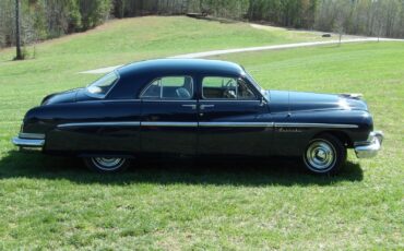 Lincoln-Cosmopolitan-1951-Sedan-2