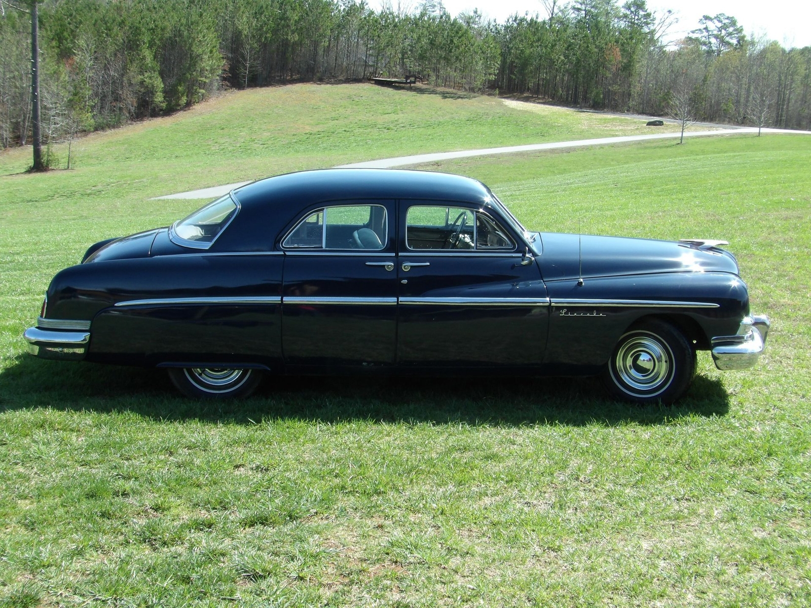 Lincoln-Cosmopolitan-1951-Sedan-2