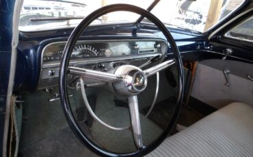 Lincoln-Cosmopolitan-1951-Sedan-4