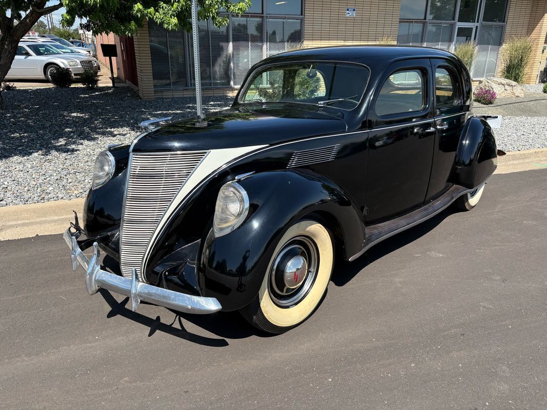 Lincoln-MKZZephyr-1937-13