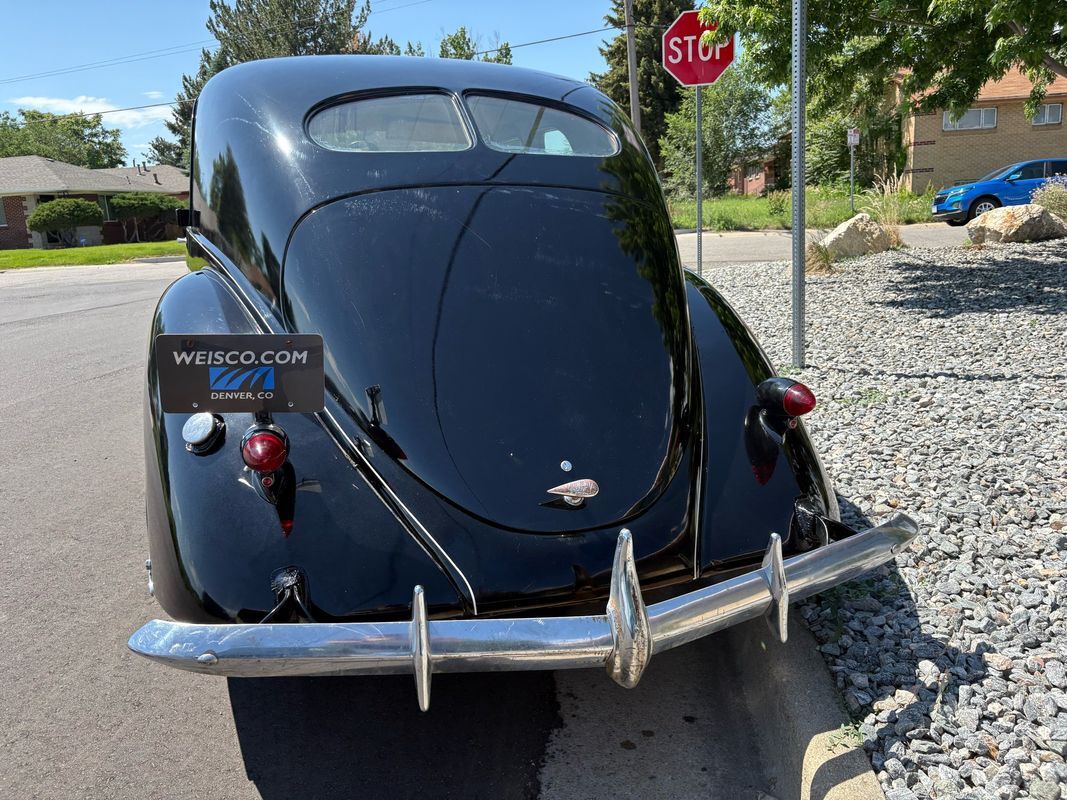 Lincoln-MKZZephyr-1937-17