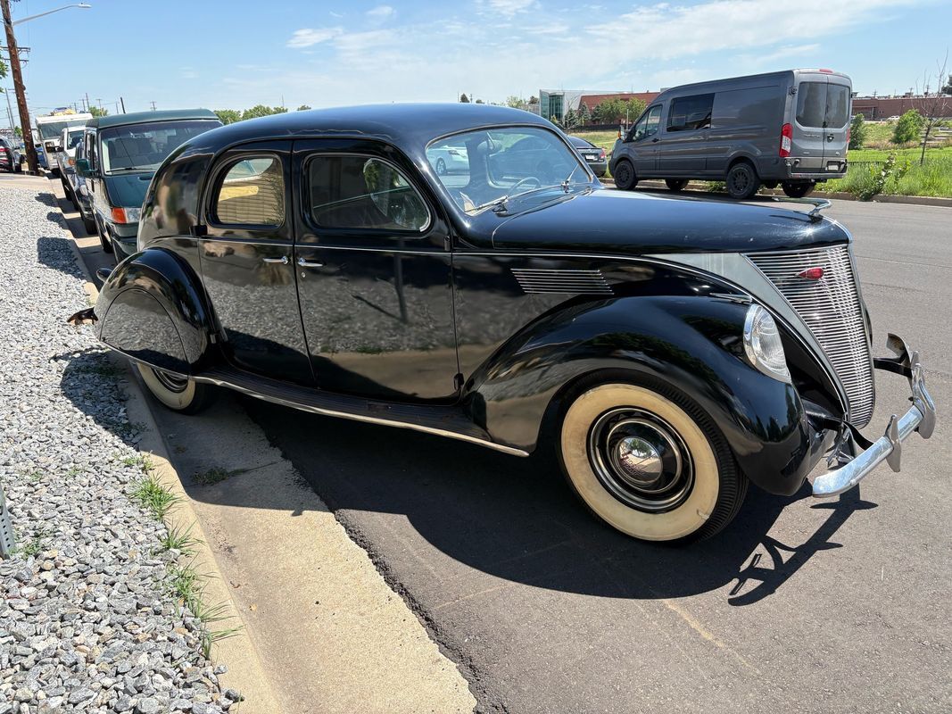 Lincoln-MKZZephyr-1937-23