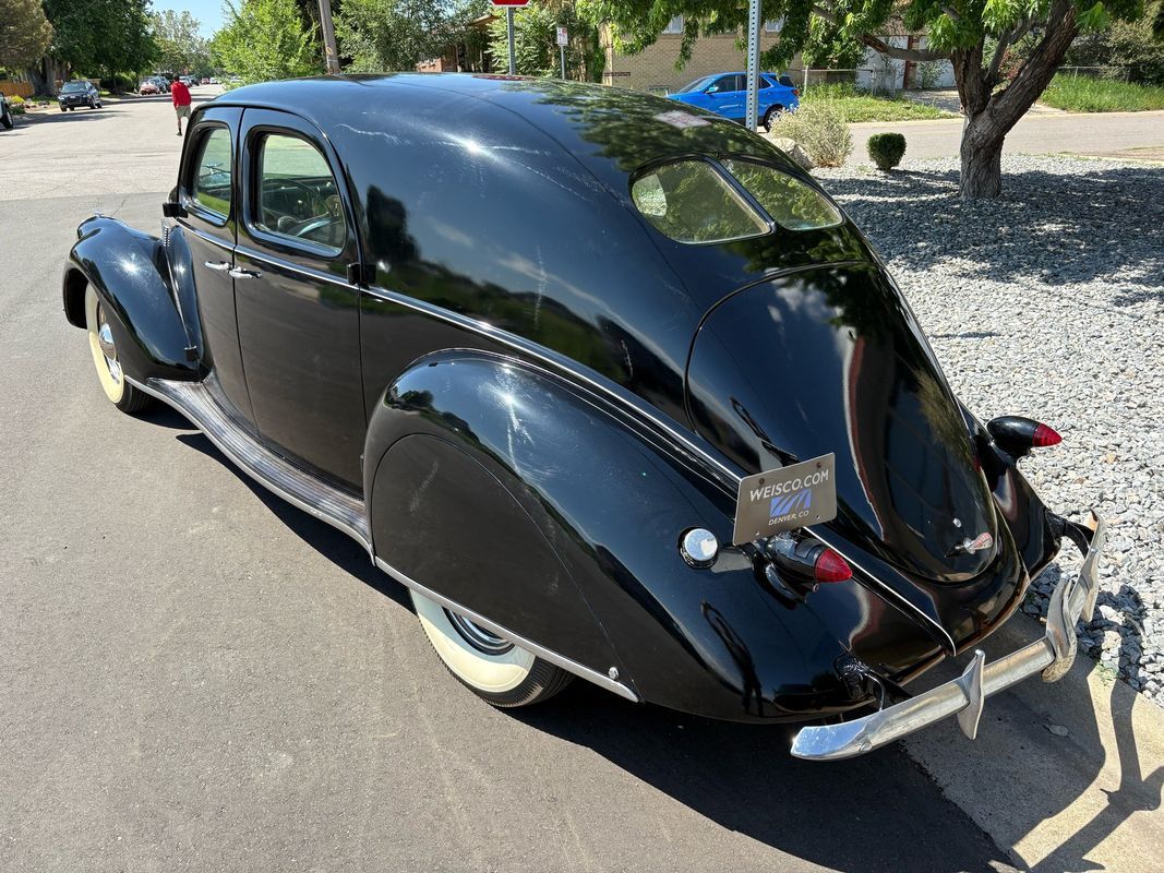 Lincoln-MKZZephyr-1937-3