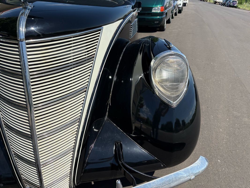 Lincoln-MKZZephyr-1937-33