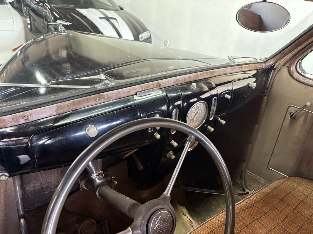 Lincoln-MKZZephyr-1937-36