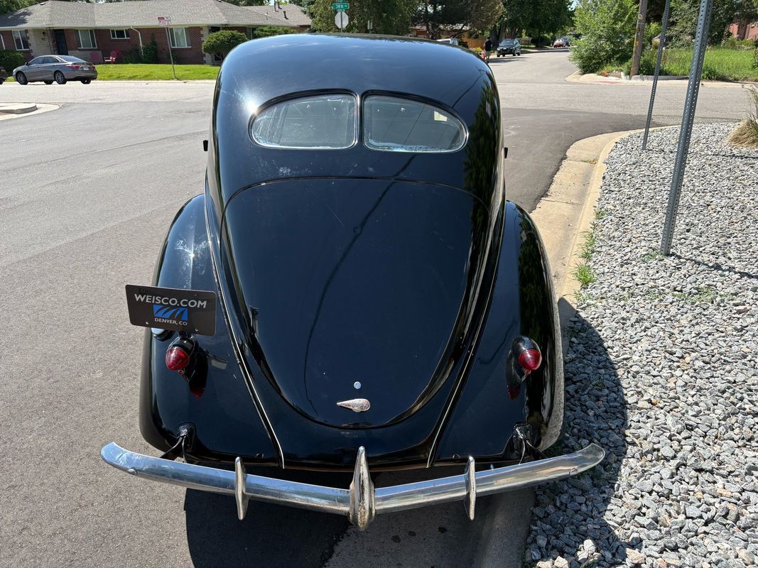 Lincoln-MKZZephyr-1937-5