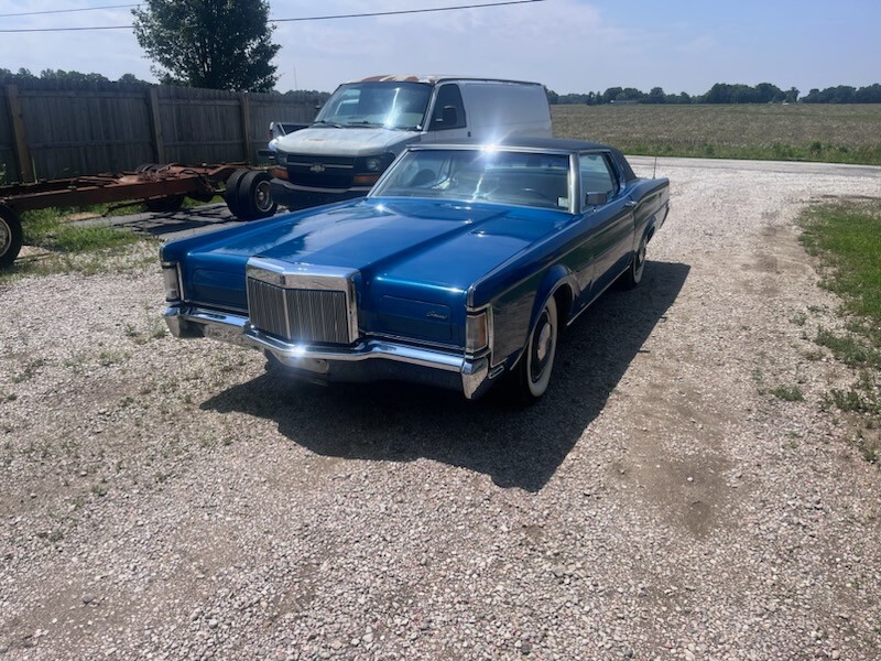 Lincoln-Mark-Series-1970-Coupe-26