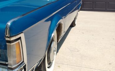 Lincoln-Mark-Series-1970-Coupe-4